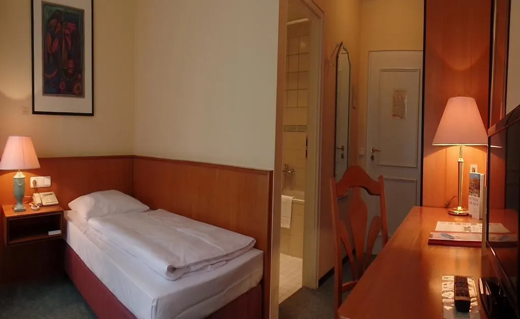 Galerie Hotel Leipziger Hof 4*, Leipzig